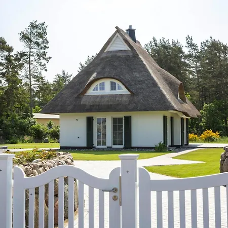 Feriehus Ferienhaus, Fuhlendorf, Cleaning Included *